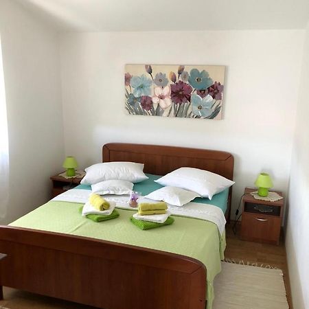 Apartments Rajcic Kaštela 外观 照片